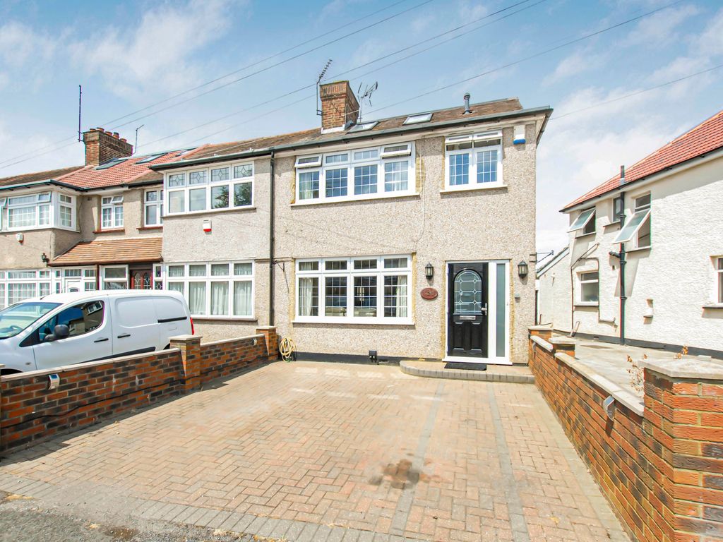 4 bed semidetached house for sale in Waltham Avenue, Hayes UB3 Zoopla