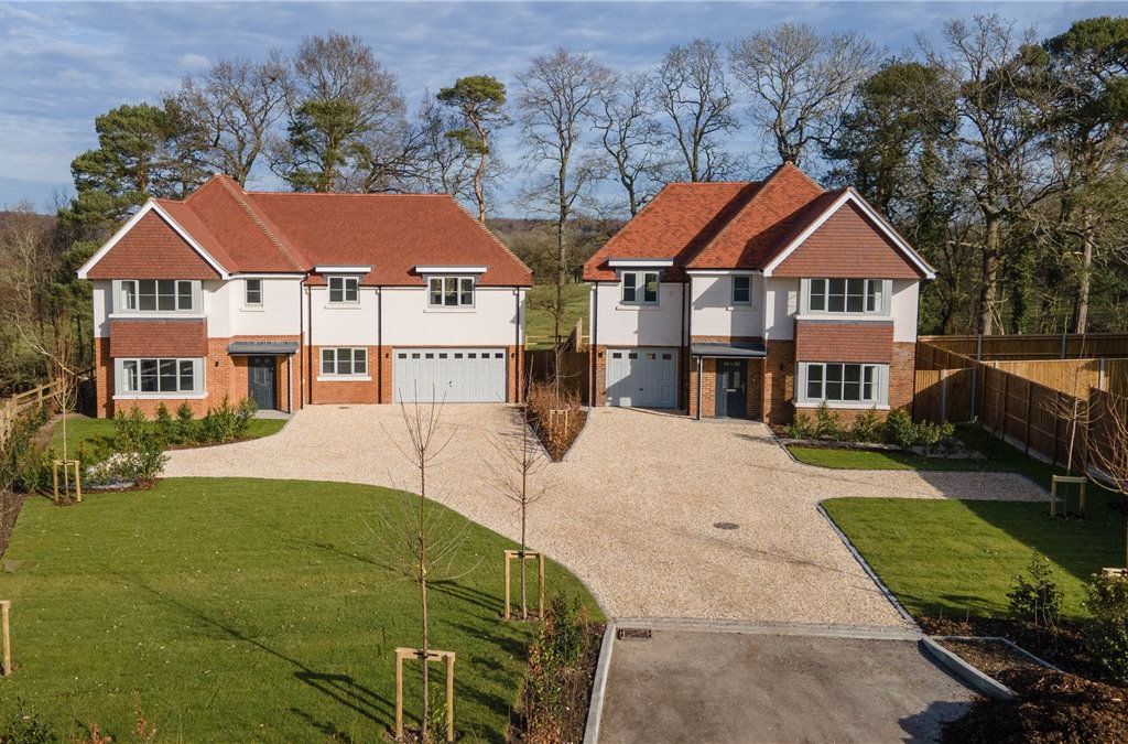 New home, 5 bed detached house for sale in Meadow Way, Headley