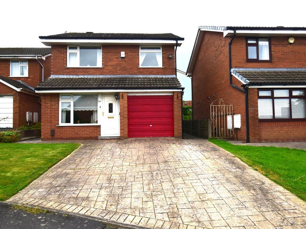 3 bed detached house for sale in Upper Lees Drive, Westhoughton, Bolton