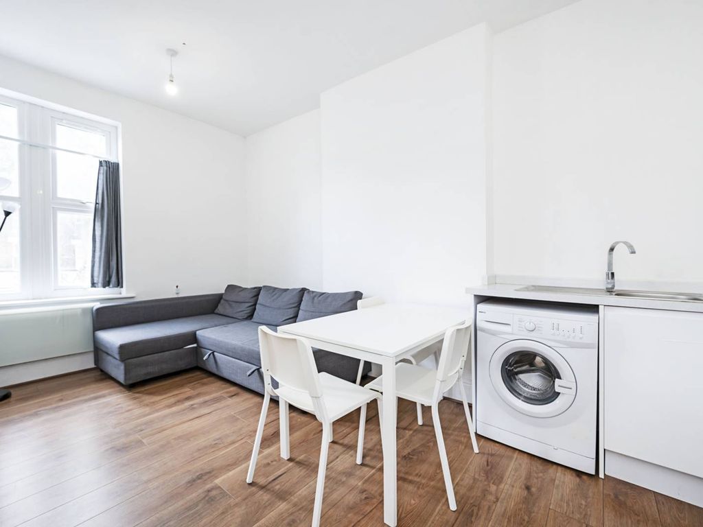 1 bed flat to rent in Barking Road, Plaistow, London E13 Zoopla