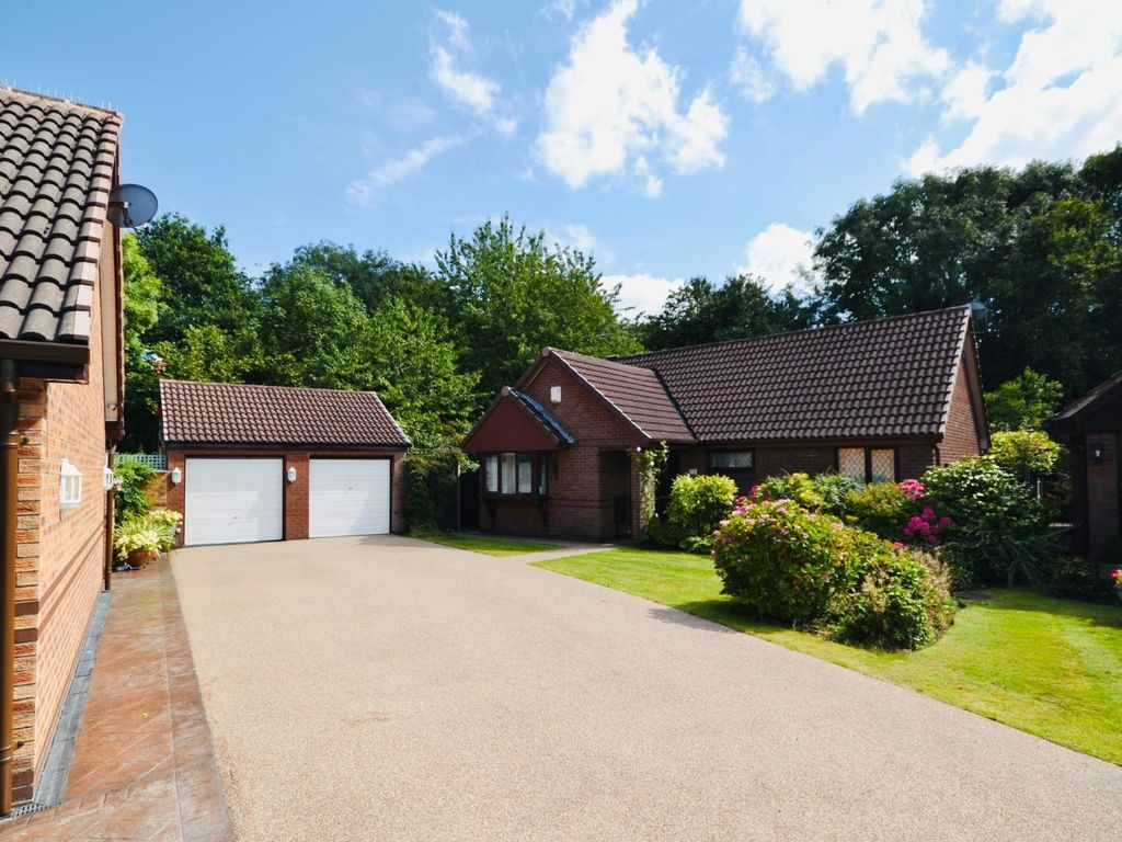 3 bed detached house for sale in Pendine Close, Callands, Warrington