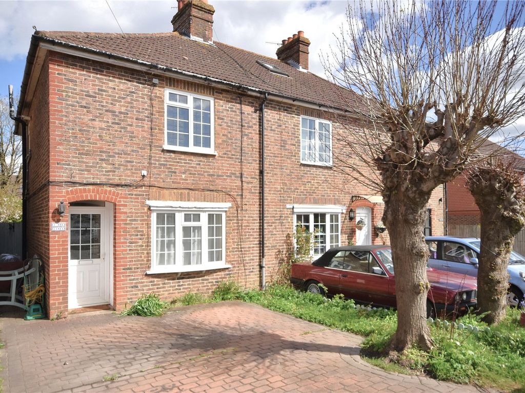 3 bed semidetached house for sale in Reigate Road, Horley, Surrey RH6