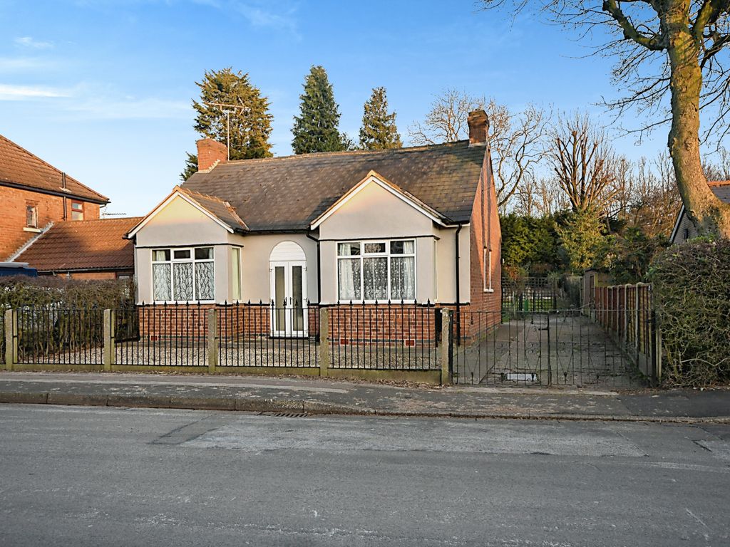 3 bed bungalow for sale in Welbeck Street, KirkbyInAshfield
