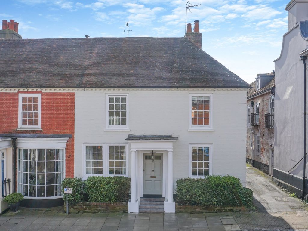 4 bed semidetached house for sale in High Street, Odiham, Hook