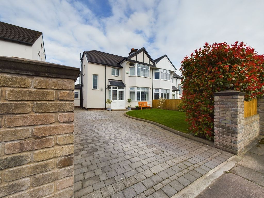 4 bed semidetached house for sale in Greenhill Road, Mossley Hill