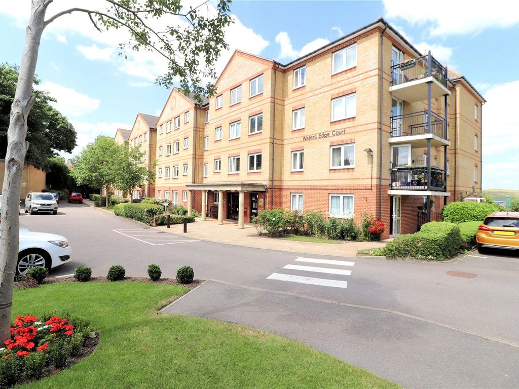 1 bed flat for sale in Waters Edge Court, Wharfside Close, Erith, Kent
