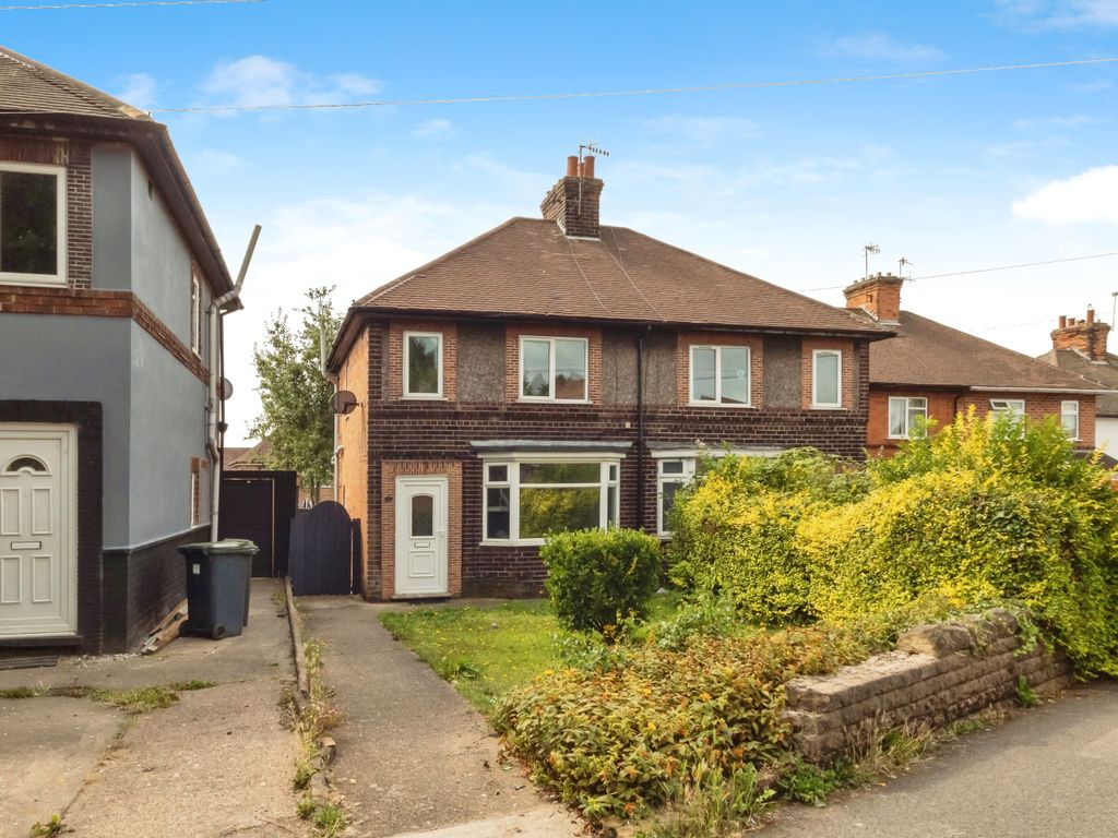 3 bed semidetached house for sale in Coppice Road, Arnold, Nottingham