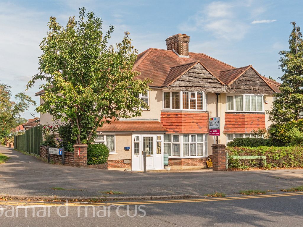5 bed semidetached house for sale in Stanley Park Road, Carshalton SM5