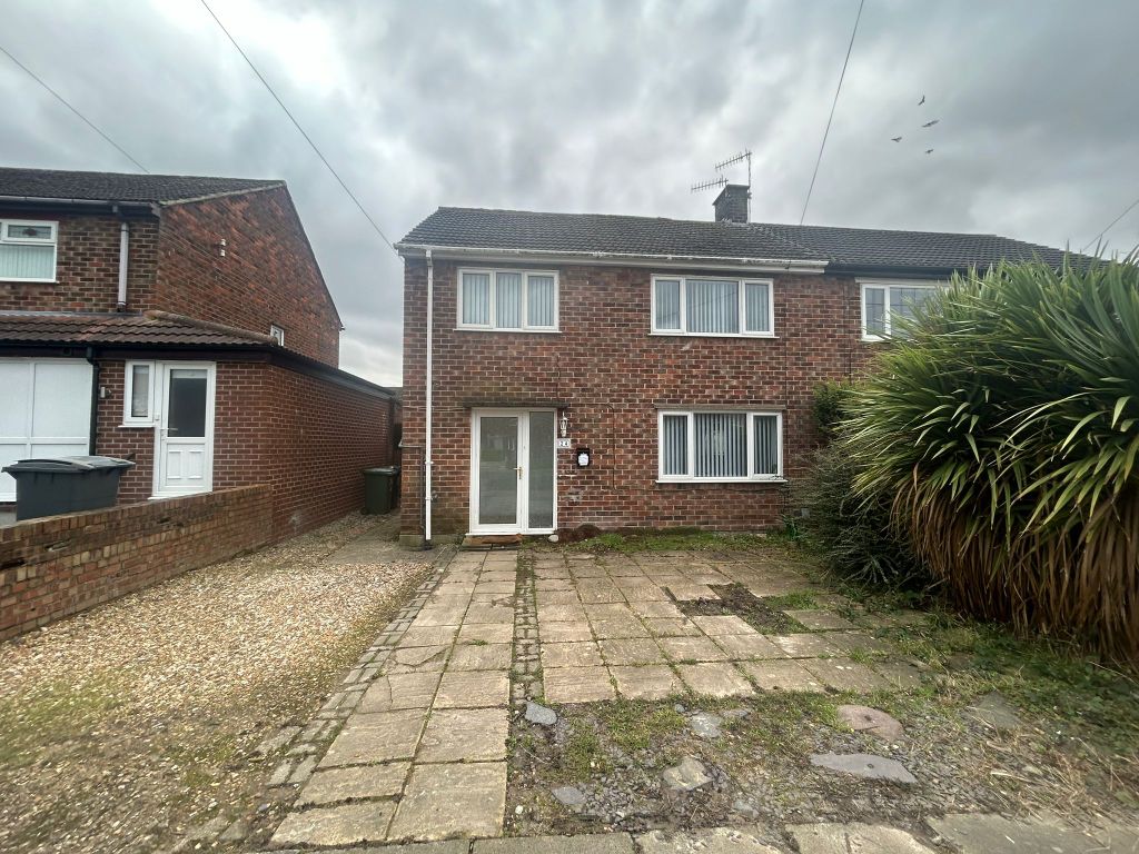 3 bed property to rent in Garrick Road, Prenton CH43, £975 pcm Zoopla