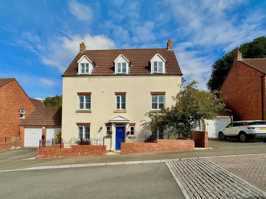 5 bed detached house for sale in White Lady Road, Plymstock, Plymouth