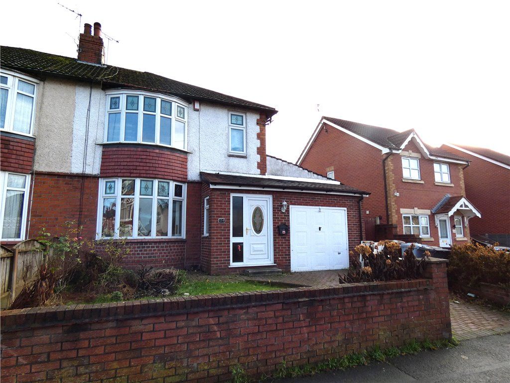 3 bed semidetached house for sale in Stewart Street, Crewe, Cheshire
