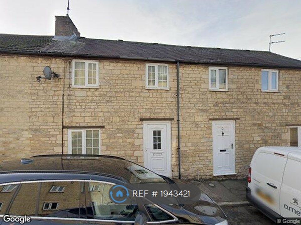 2 bed end terrace house to rent in Stocks Lane, Corby NN17, £950 pcm