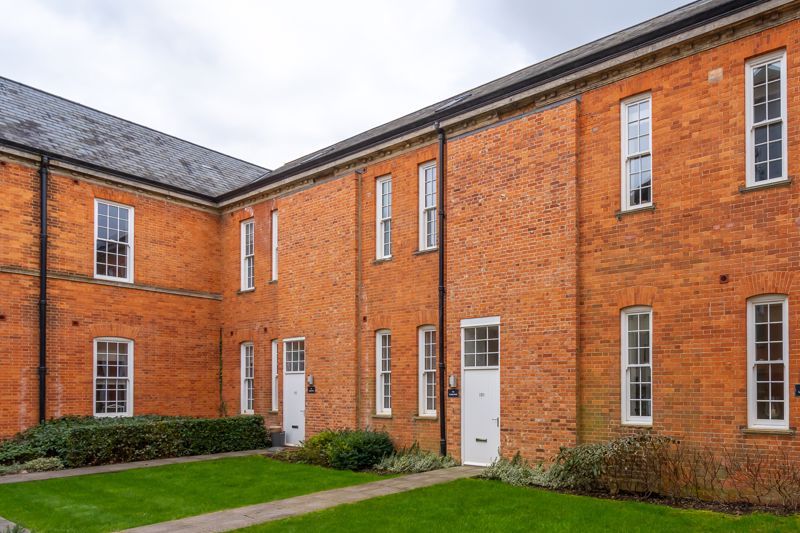 3 bed terraced house for sale in Longley Road, Chichester PO19 Zoopla