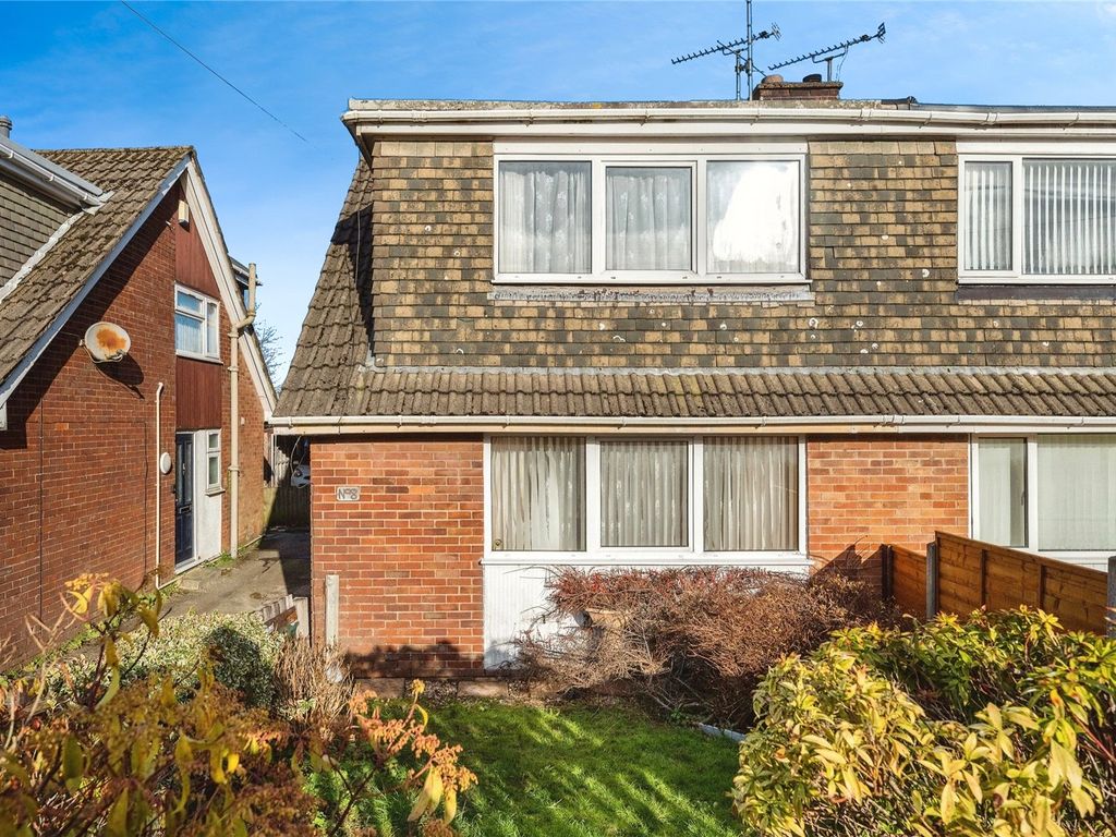 3 bed bungalow for sale in Penrhiw Road, Morriston, Swansea SA6, £