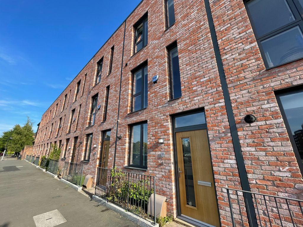 3 bed terraced house for sale in Cleminson Street, Salford M3 Zoopla