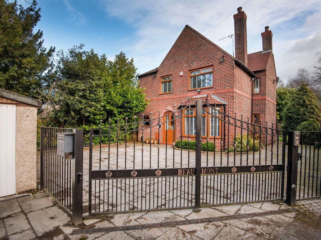 4 bed detached house for sale in New Barn Lane, Leigh WN7, £535,000