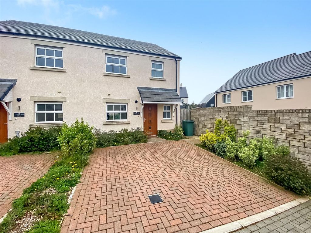 3 bed semidetached house for sale in Cherry Tree Close, St. Erme