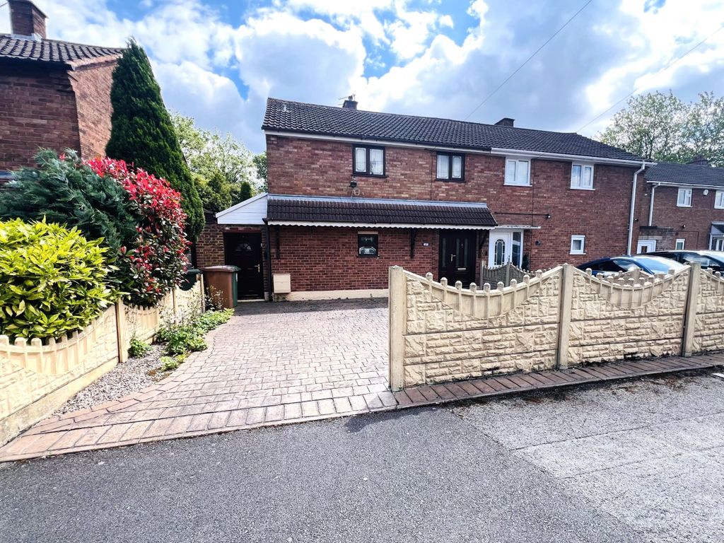 3 bed semidetached house for sale in Sandwell Place, Willenhall WV12