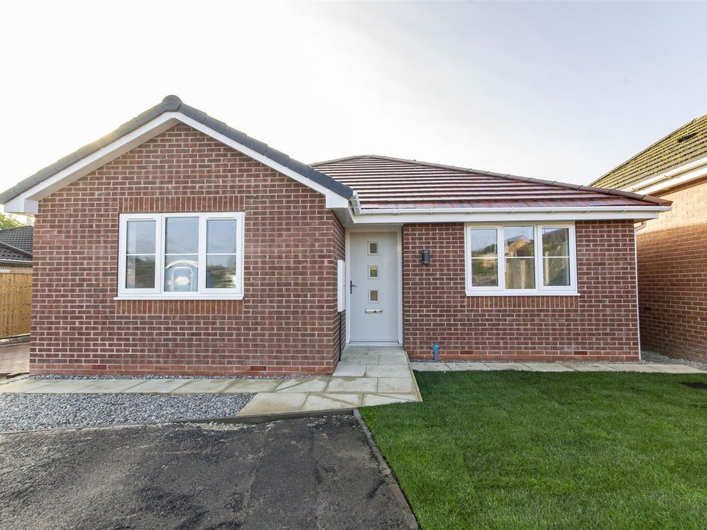 New home, 3 bed detached bungalow for sale in Linden Road, Creswell