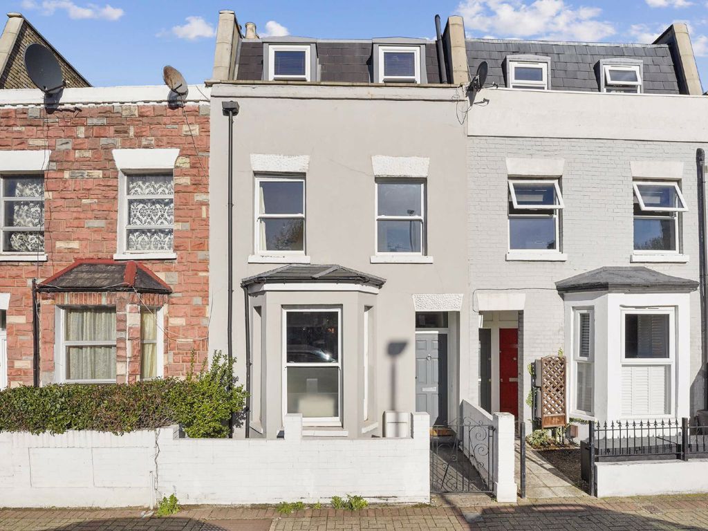 4 bed terraced house for sale in Garratt Lane, London SW17 Zoopla