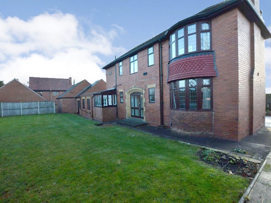 5 bed detached house for sale in Park Lane, Rothwell, Leeds LS26 Zoopla