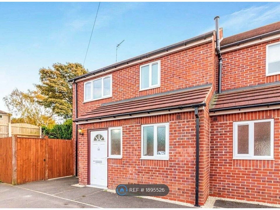 3 bed semidetached house to rent in Bellscroft Avenue, Thrybergh