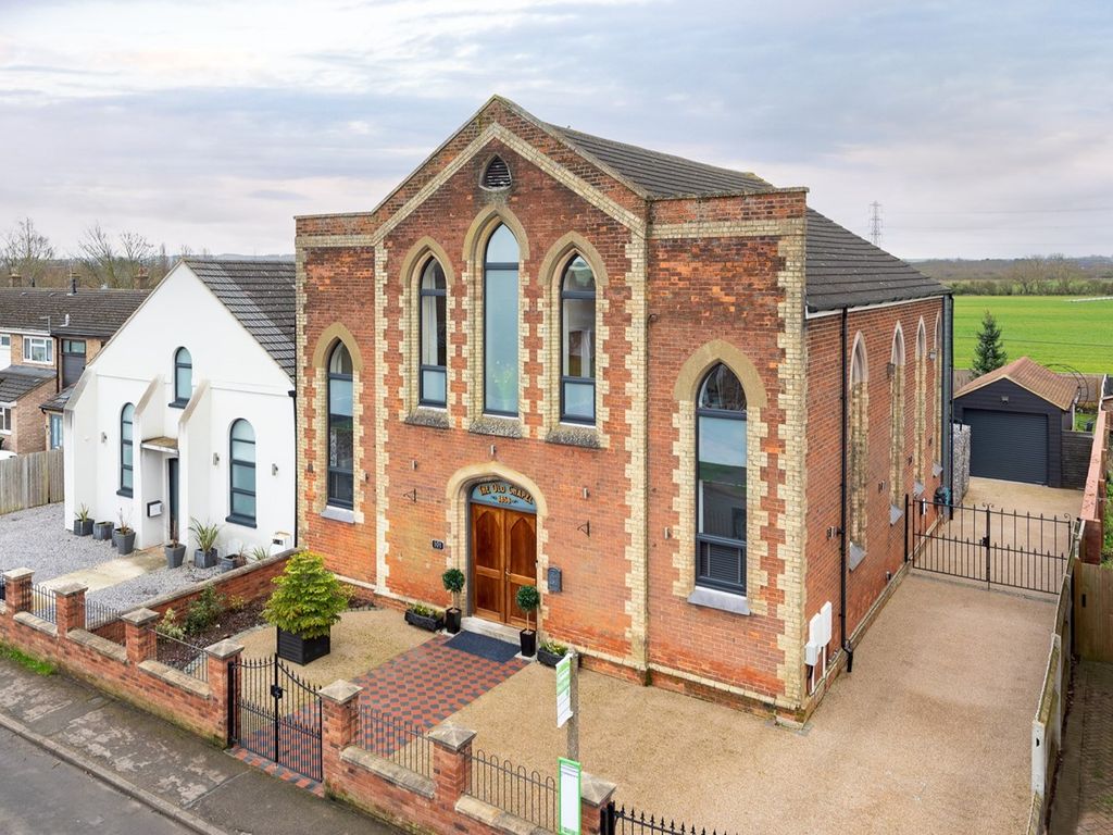 3 bed detached house for sale in Lower Shelton Road, Marston Moretaine