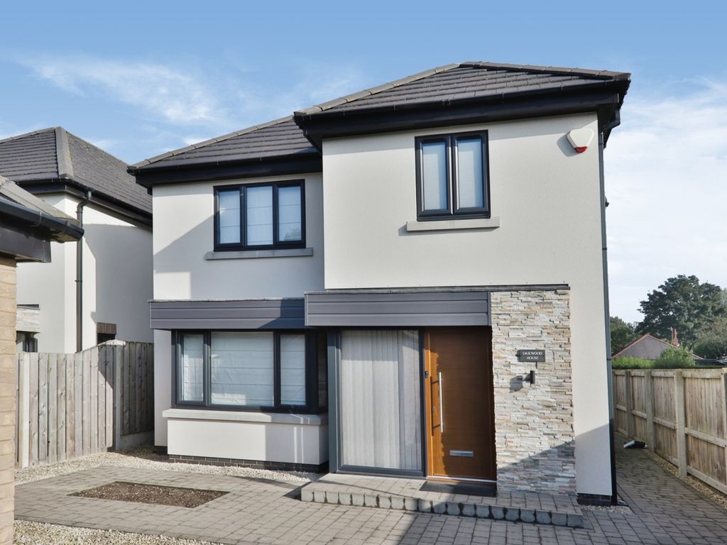 4 bed detached house for sale in Brentwood Close, Brough HU15, £475,000