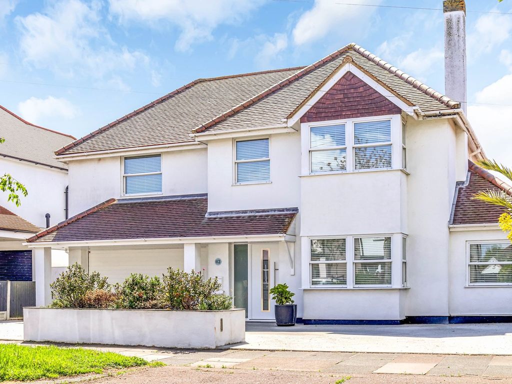 5 bed detached house for sale in Church Road, Shoeburyness SS3 Zoopla