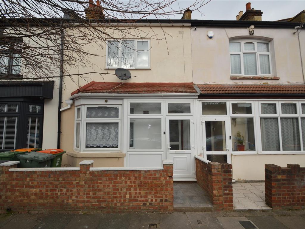 2 bed flat for sale in Oakdale Road, Forest Gate E7, £350,000 Zoopla