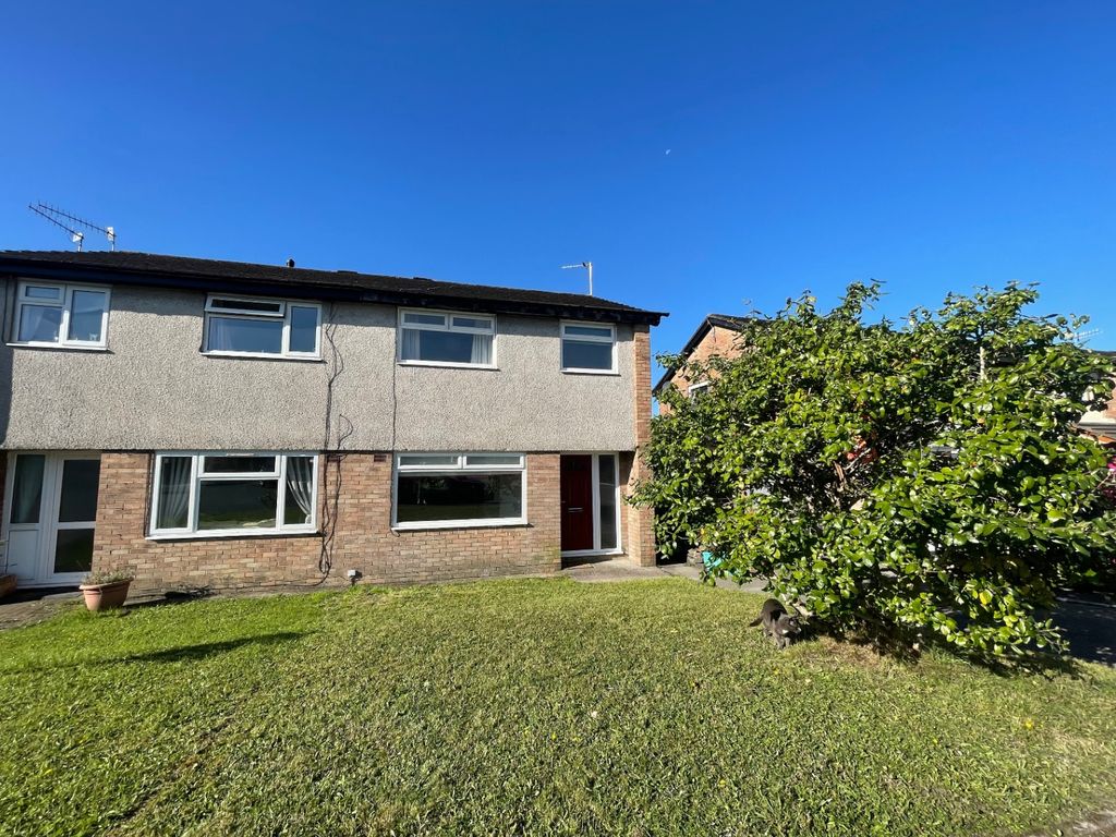 3 bed semidetached house for sale in LlwydYBerth, Caerphilly CF83