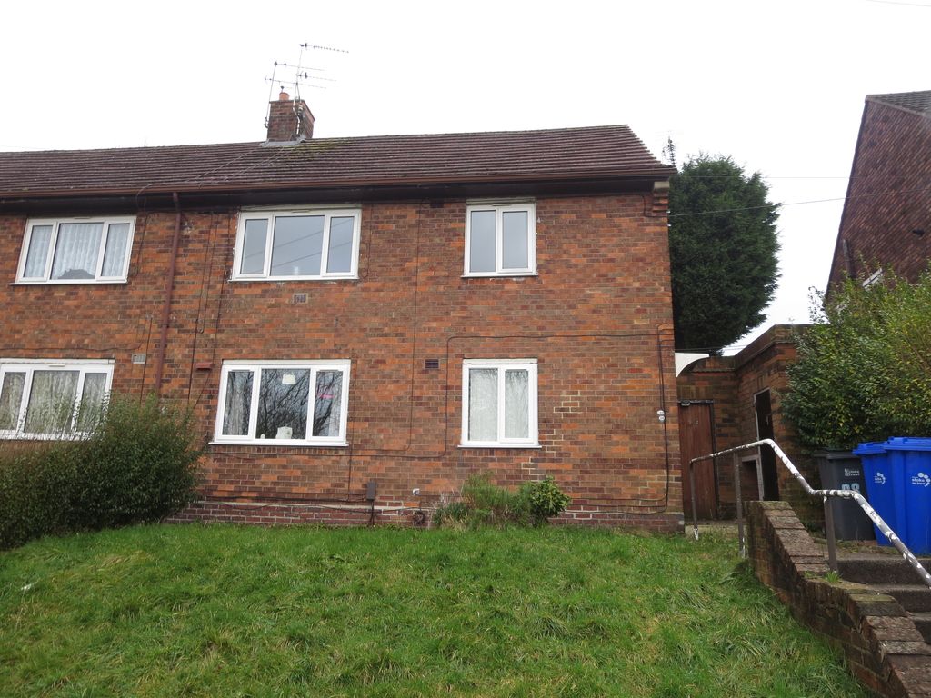 2 bed flat for sale in Wain Drive, Penkhull, StokeOnTrent ST4, £