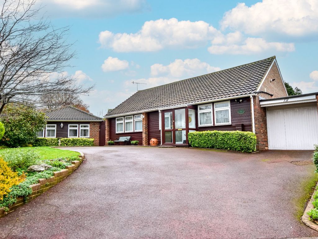 3 bed bungalow for sale in The Apple Orchard, Hemel Hempstead