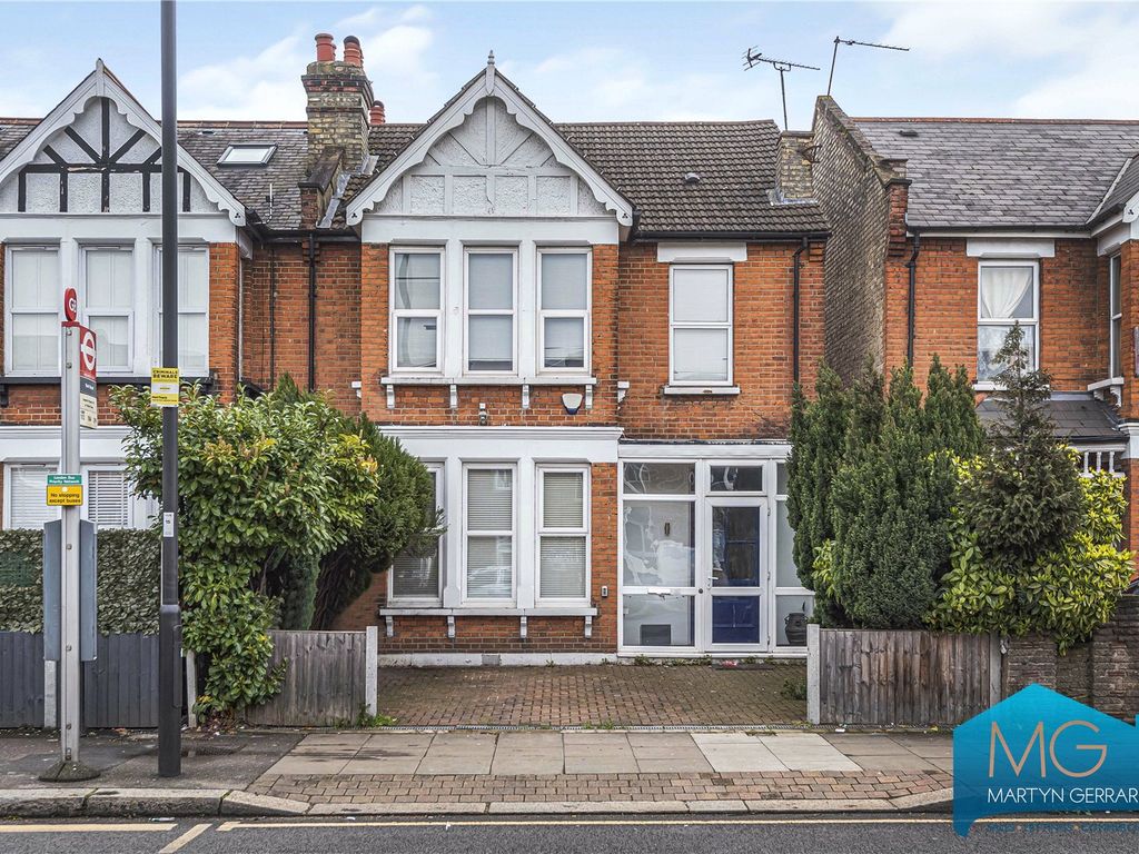 4 bed detached house for sale in Brownlow Road, London N11 Zoopla