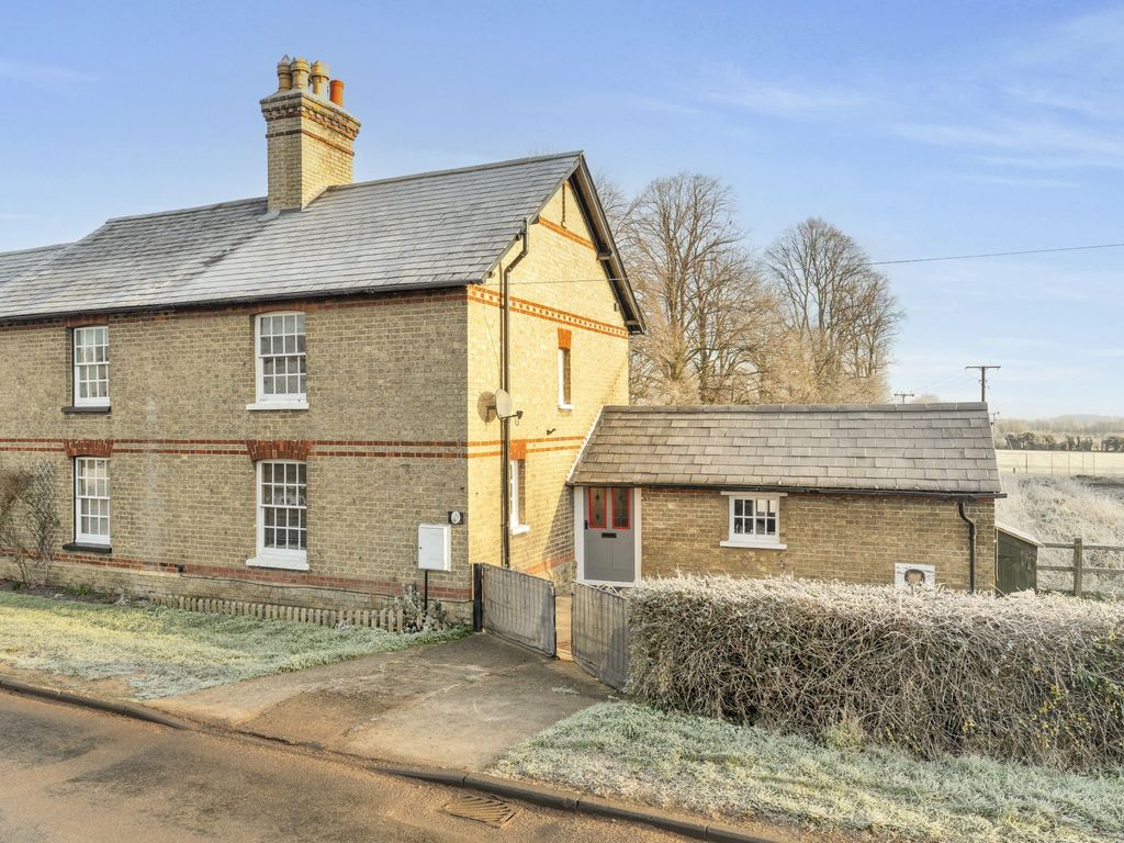 2 bed semidetached house for sale in Trap Road, Guilden Morden SG8