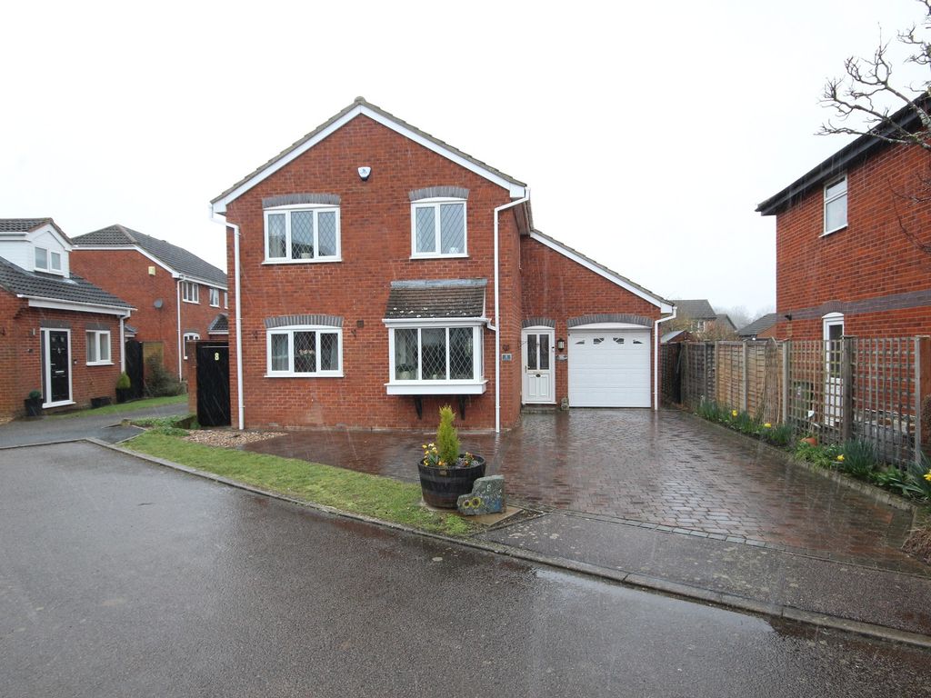 4 bed detached house for sale in Rowan Close, Wellingborough