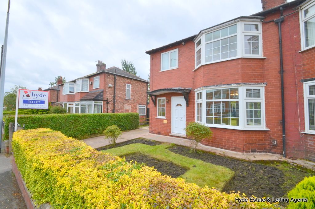 3 bed semidetached house to rent in Rake Lane, Clifton, Swinton
