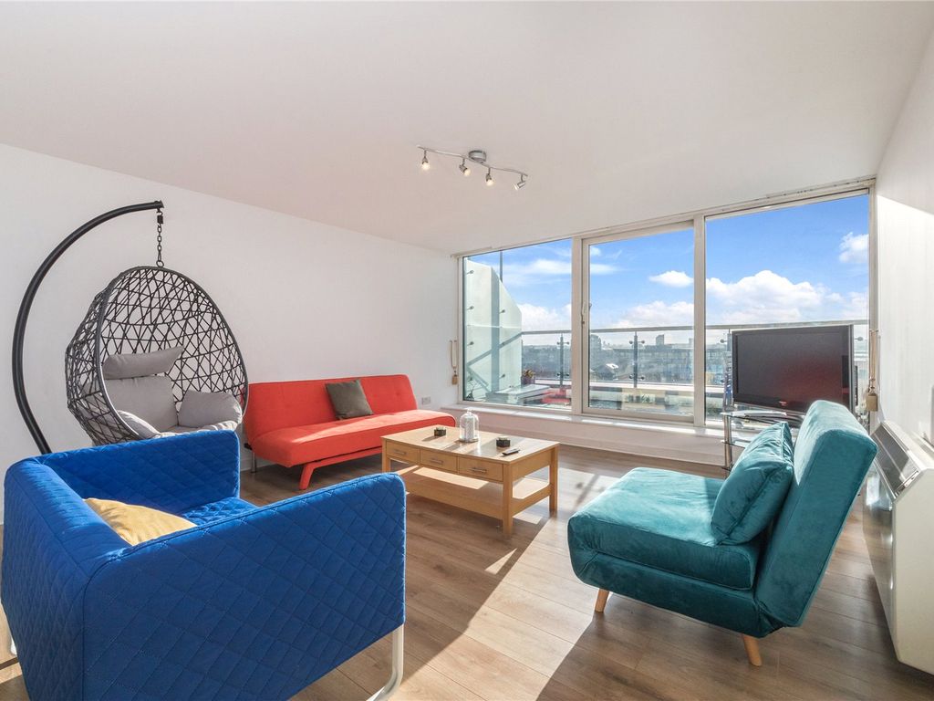 Berglen Court, 7 Branch Road, London E14  