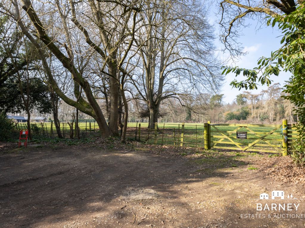 Land for sale in Maidenhatch, Pangbourne, Reading RG8 Zoopla