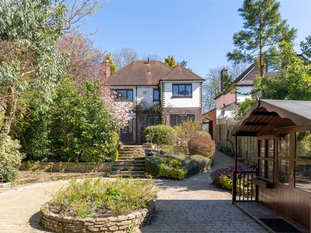 4 bed detached house for sale in The Drive, Hopwood, Alvechurch B48, £