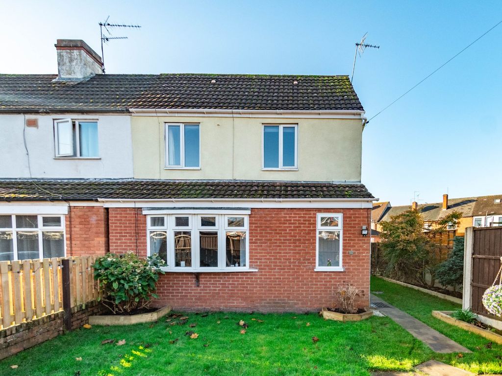 2 bed semidetached house to rent in Water Street, Kingswinford, West