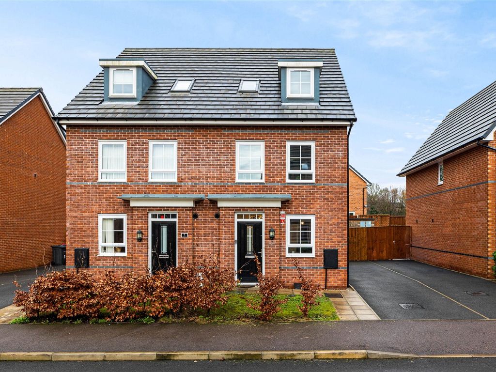 4 bed semidetached house for sale in Juneberry Avenue, Worsley