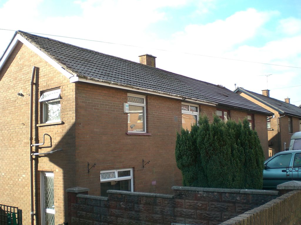 3 bed semidetached house to rent in Heol Fawr, Caerphilly CF83 Zoopla