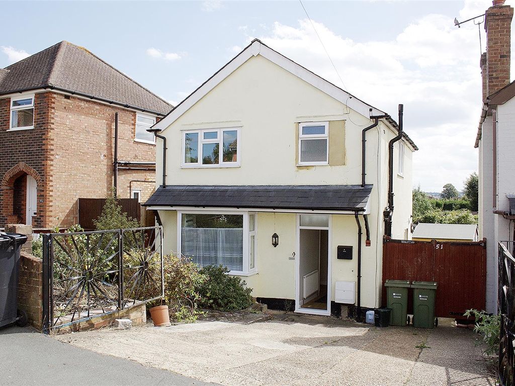 Room to rent in New Cross Road, Guildford GU2, £530 pcm Zoopla