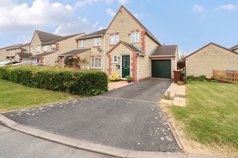 3 bed semidetached house for sale in Robins Way, Bicester OX26 Zoopla