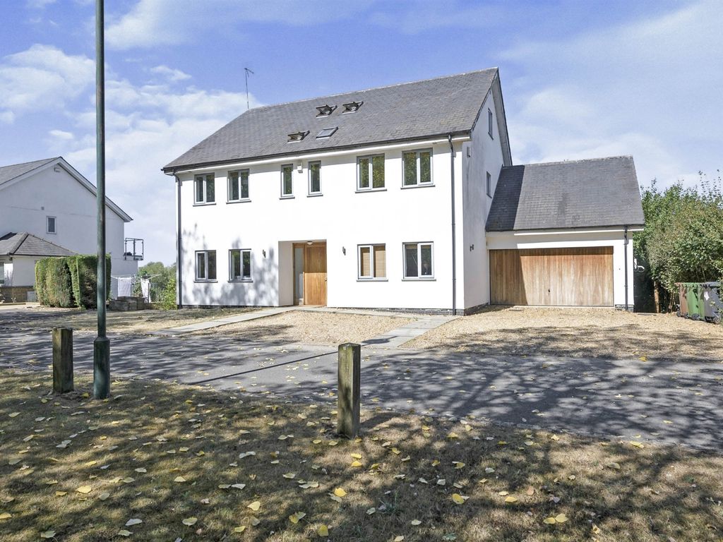 5 bed detached house for sale in The Ridge, Hampton Vale, Peterborough
