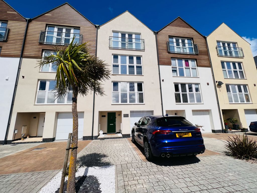5 bed town house for sale in Bwlchygwynt, Llanelli SA15 Zoopla
