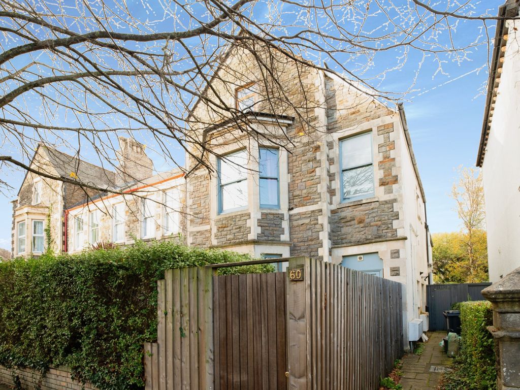 1 bed flat for sale in 60 Oakfield Street, Cardiff CF24, £165,000 Zoopla