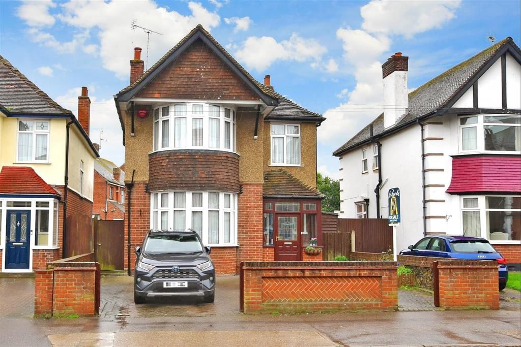 4 bed detached house for sale in Canterbury Road, Westbrook, Margate