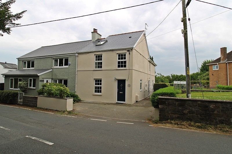 3 bed semidetached house for sale in Llanharry, Pontyclun, Rhondda